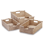 Tightly woven cornhusk baskets with lightweight bamboo handles are perfect for a variety of bath goods.