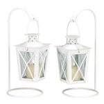 Quaint mini-lanterns recall the romance of the railroad; styled just like the signal lanterns that lined the tracks in the glory days of rail travel.
